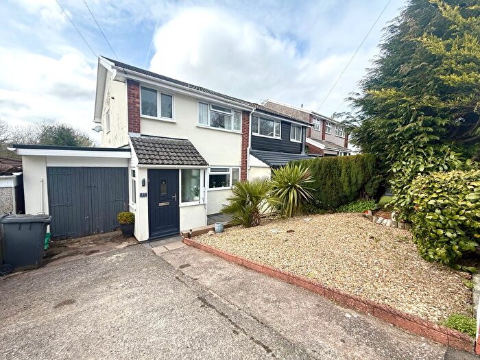 3 Bedroom Semi-detached House For Sale In Pinecroft Avenue, Cwmbach, Aberdare, Rhondda Cynon Taf, CF44