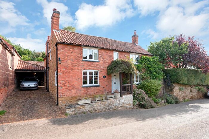 3 Bedroom Detached House For Sale In The Hollies In Eaton, Main Street, NG32