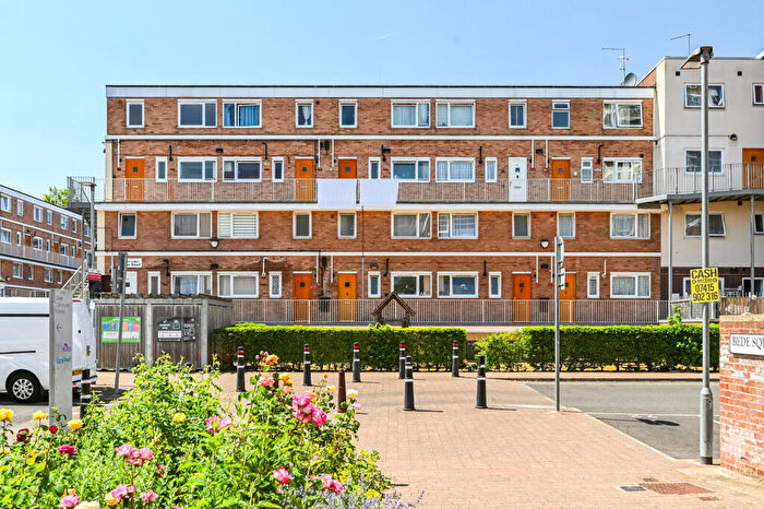 3 Bedroom Flat For Sale In Wager Street, , Bow, London, E3