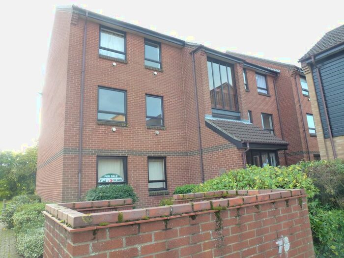 2 Bedroom Apartment To Rent In Weston Road, Norwich, NR6