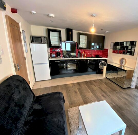 1 Bedroom Flat To Rent In Tudor Street, Cardiff, CF11