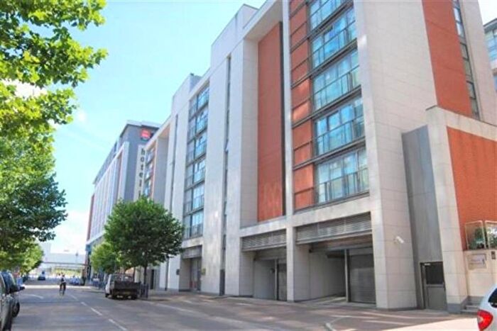 1 Bedroom Flat To Rent In Baltic Apartments, E16