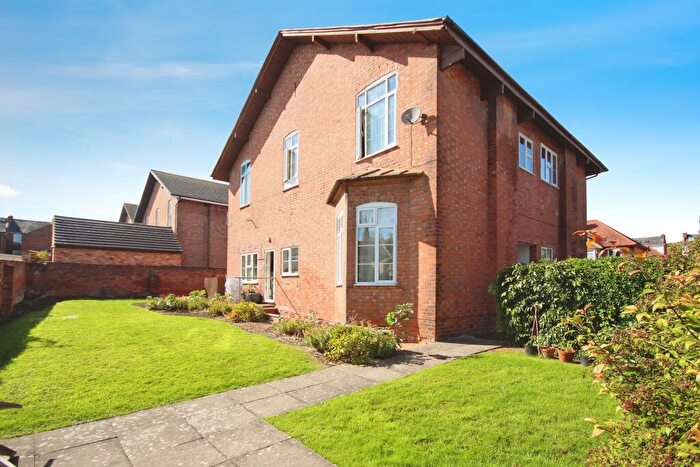 1 Bedroom Flat For Sale In Claremont Road, Leamington Spa, CV31
