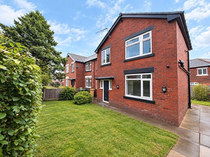 4 Bedroom House To Rent In Begonia Avenue, BL4