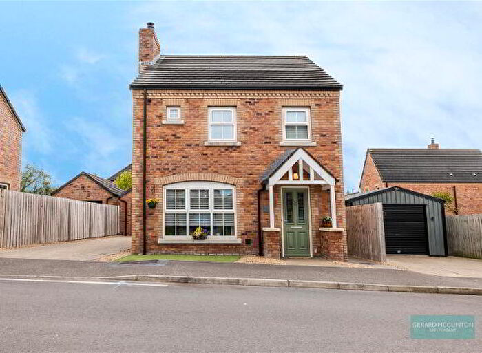 3 Bedroom Detached House For Sale In Wellington Park Road, Maghaberry, BT67