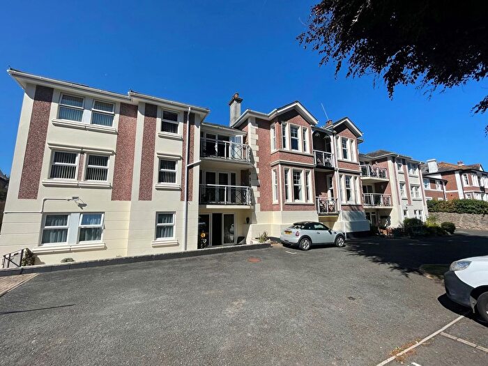 3 Bedroom Flat For Sale In Babbacombe, Torquay, TQ1