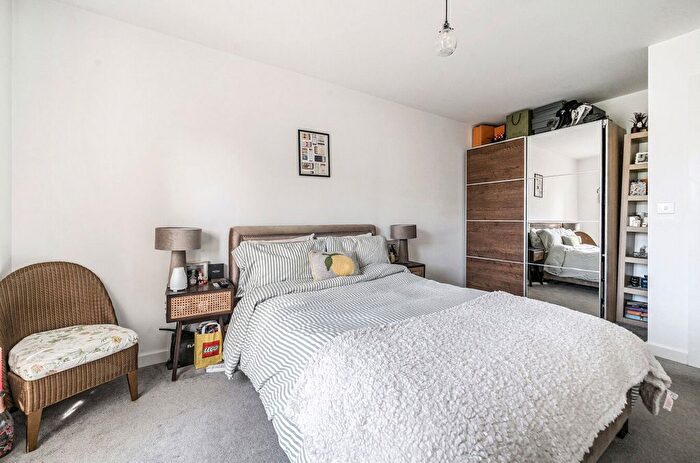 1 Bedroom Flat For Sale In Hurley Drive, Bracknell, Berkshire, RG12