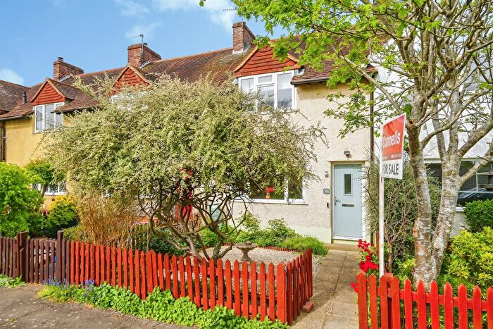 2 Bedroom Terraced House For Sale In Turnpike Road, Bicester, OX27