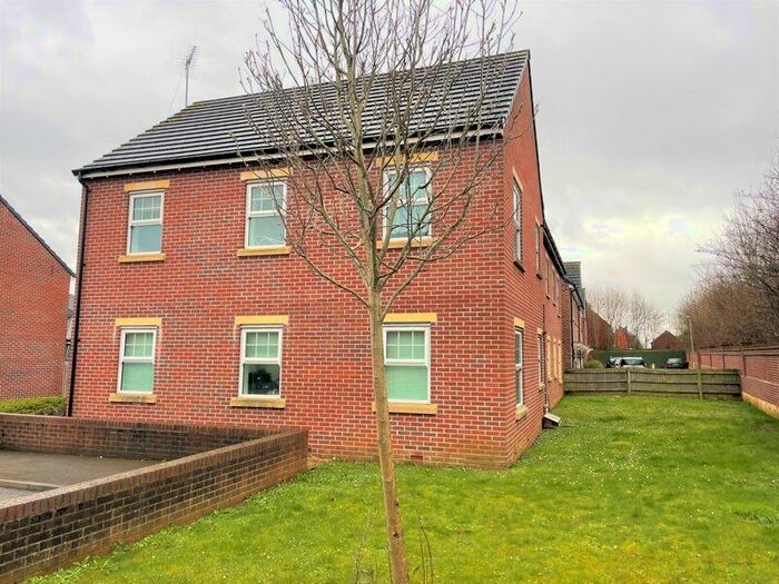 2 Bedroom Apartment To Rent In Mainsail Lane, Hempsted, GL2