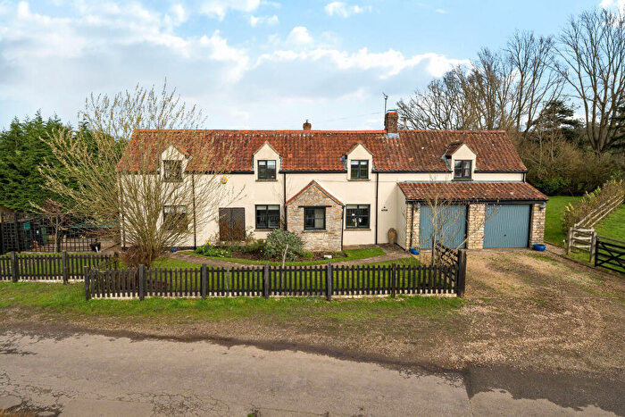 6 Bedroom Detached House For Sale In Oxleaze Farm Road, Hawksbury, GL9