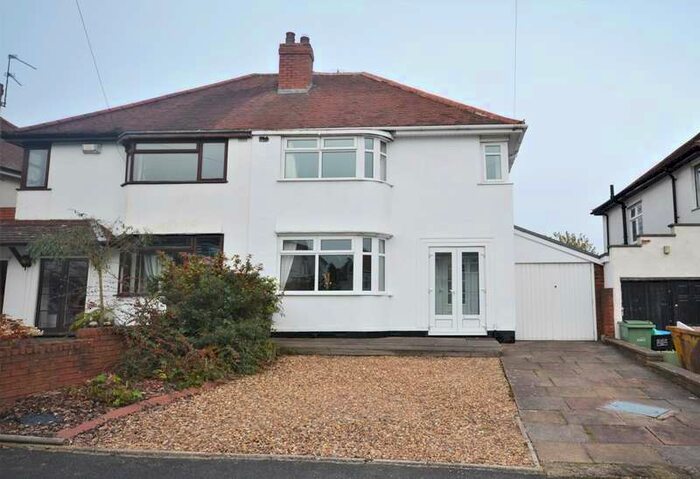 3 Bedroom Semi-Detached House To Rent In Richmond Road, Sedgley, Dudley, DY3