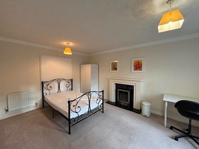 5 Bedroom House To Rent In Jellicoe Avenue, Stapleton, Bristol, BS16