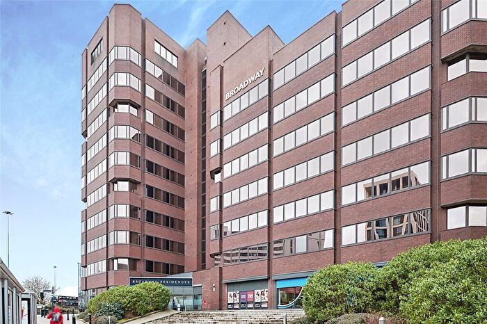2 Bedroom Apartment To Rent In Broadway Residences, Broad Street, Birmingham, West Midlands, B15
