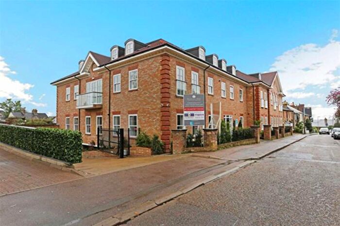 1 Bedroom Flat To Rent In Bournehall, Bournehall Road, Bushey, WD23