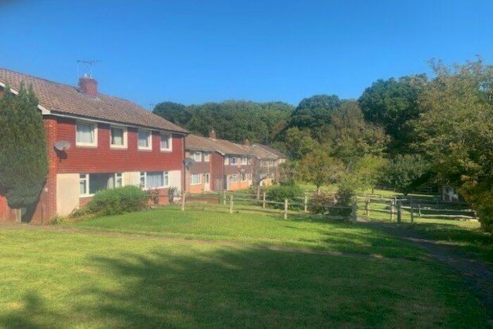 3 Bedroom Property To Rent In Fairlight, Uckfield, TN22