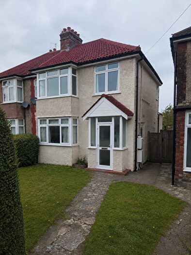 2 Bedroom Maisonette To Rent In Eastcote Lane, Harrow, HA2