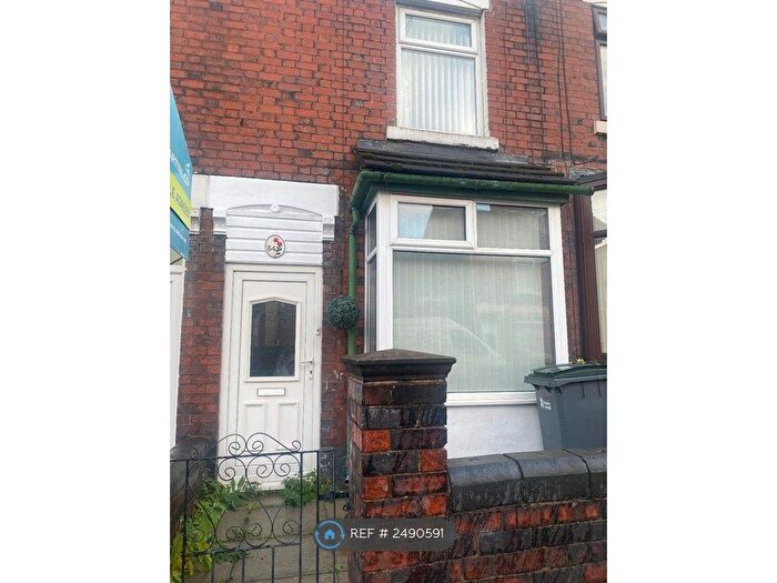 3 Bedroom Terraced House To Rent In Pinnox Street, Stoke-On-Trent, ST6