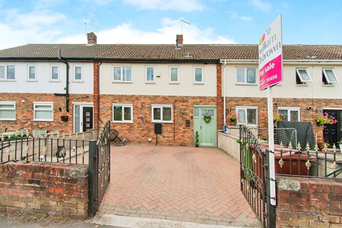 3 Bedroom Terraced House For Sale In Garden Lane, Knottingley, WF11