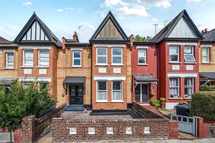 4 Bedroom Terraced House For Sale In Uplands Road, London, N8