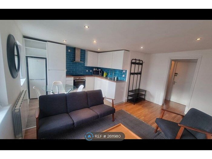 2 Bedroom Flat To Rent In Dormer Place, Leamington Spa, CV32