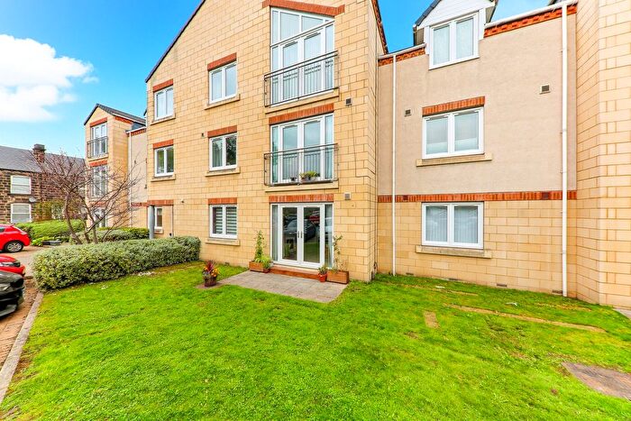 1 Bedroom Flat For Sale In Broadgate Lane, Horsforth, LS18