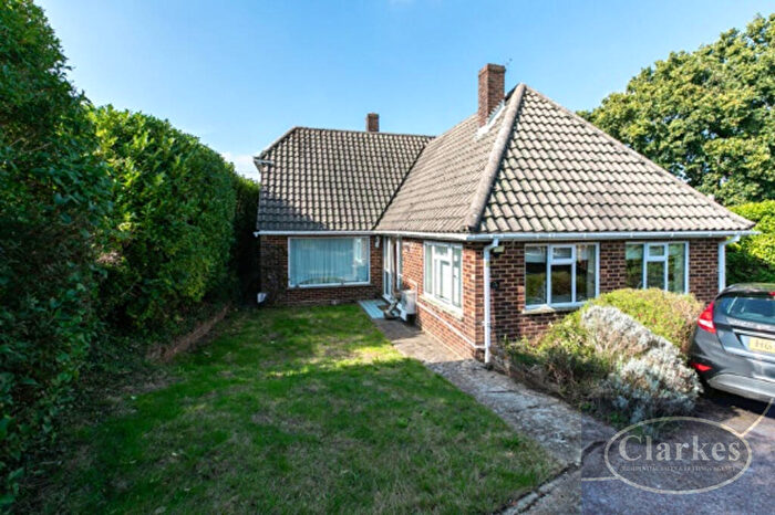4 Bedroom Detached Bungalow For Sale In Draper Road, Bournemouth, BH11