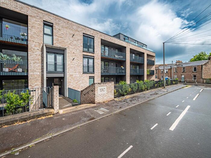 2 Bedroom Flat For Sale In C/ Brunswick Road, Edinburgh, EH7