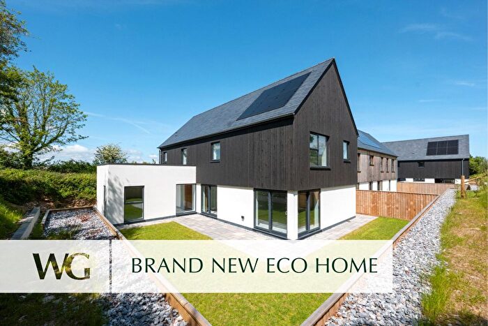 4 Bedroom Detached House For Sale In Lower East Moore, Totnes, Devon, TQ9