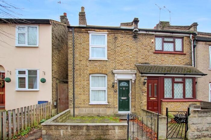 2 Bedroom Terraced House To Rent In St. Martins Road, Dartford DA1