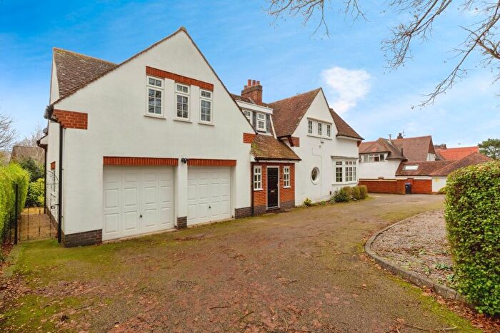 5 Bedroom Detached House For Sale In Dalby Avenue, Bushby, Leicester, LE7