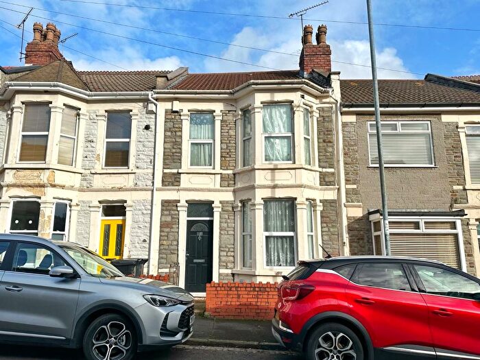 2 Bedroom Terraced House For Sale In Gilbert Road, Redfield, Bristol, BS5