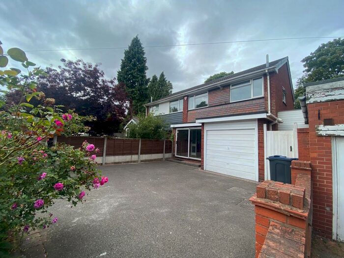 3 Bedroom House To Rent In Goosemoor Lane, Birmingham, B23