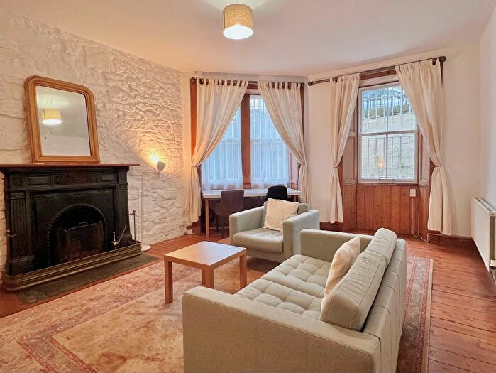 1 Bedroom Flat To Rent In Glengyle Terrace, Bruntsfield, Edinburgh, EH3