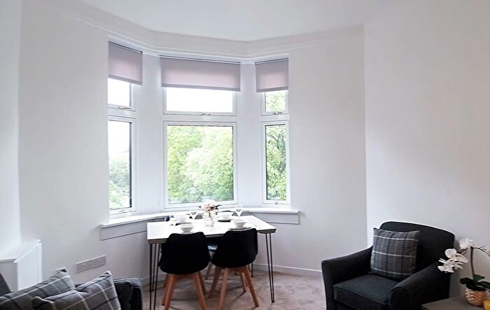 2 Bedroom Flat To Rent In Garrioch Road, North Kelvinside, Glasgow, G20