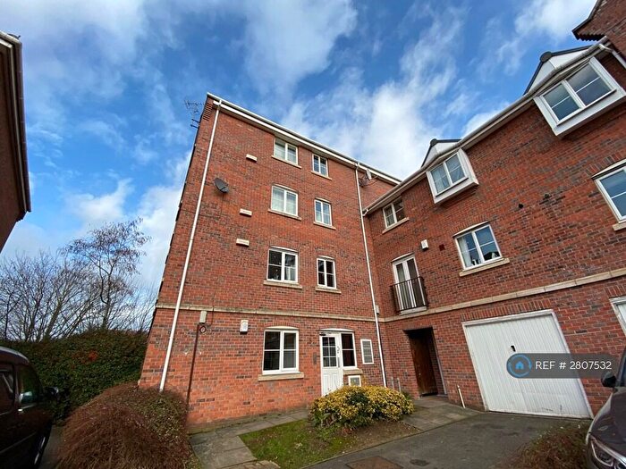2 Bedroom Flat To Rent In Henry Bird Court, Northampton, NN4