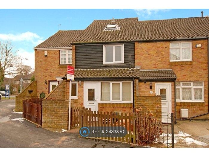 4 Bedroom Terraced House To Rent In Danescombe, London, SE12