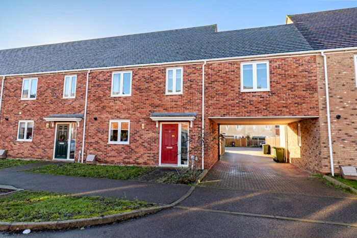 3 Bedroom Terraced House To Rent In Sandpiper Way, PE30