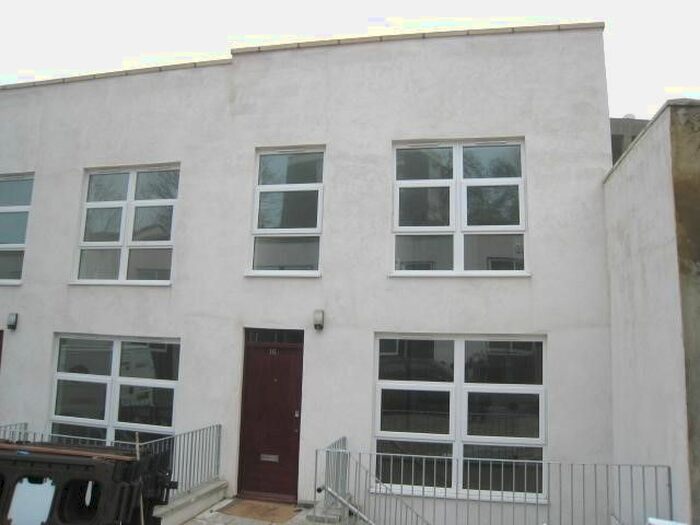 1 Bedroom Flat To Rent In Century Yard, London, SE23