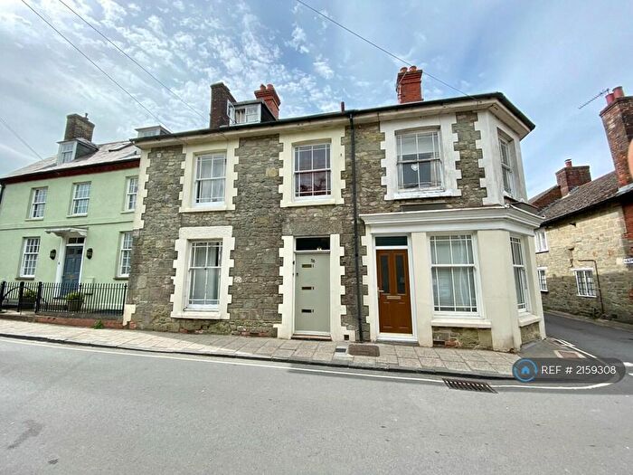 1 Bedroom Flat To Rent In Bell Street, Shaftesbury, SP7