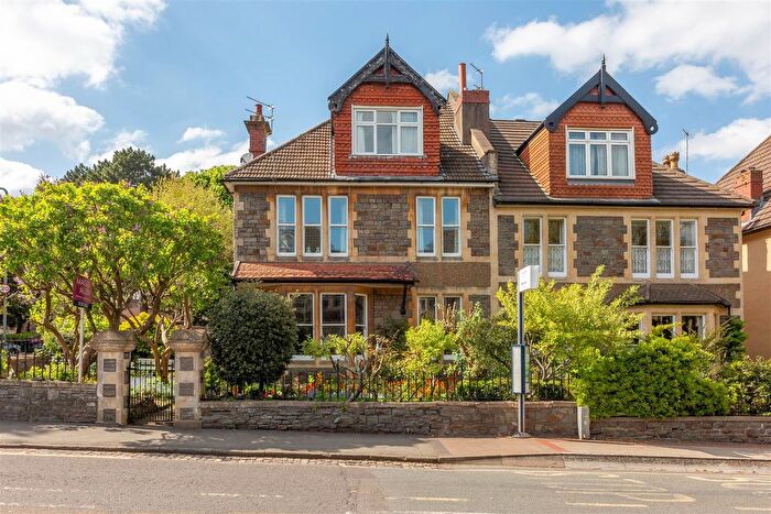 2 Bedroom Flat For Sale In Bayswater Avenue, Redland, Bristol, BS6