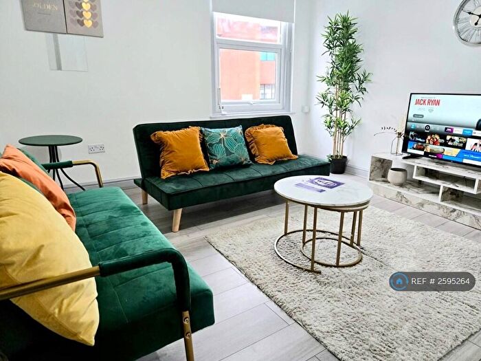 2 Bedroom Flat To Rent In Castle Street, Reading, RG1