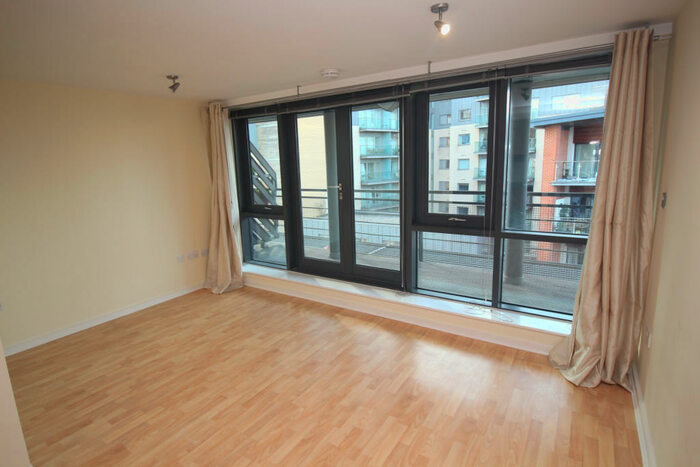 2 Bedroom Apartment To Rent In City South, City Road East, Manchester, M15