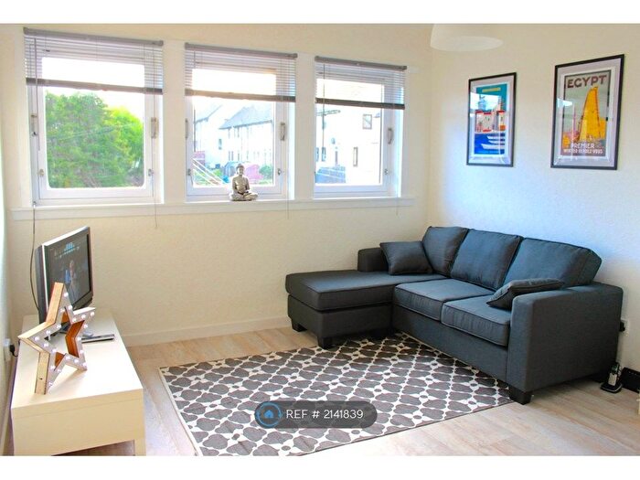 4 Bedroom Flat To Rent In Craigievar Place, Aberdeen, AB10
