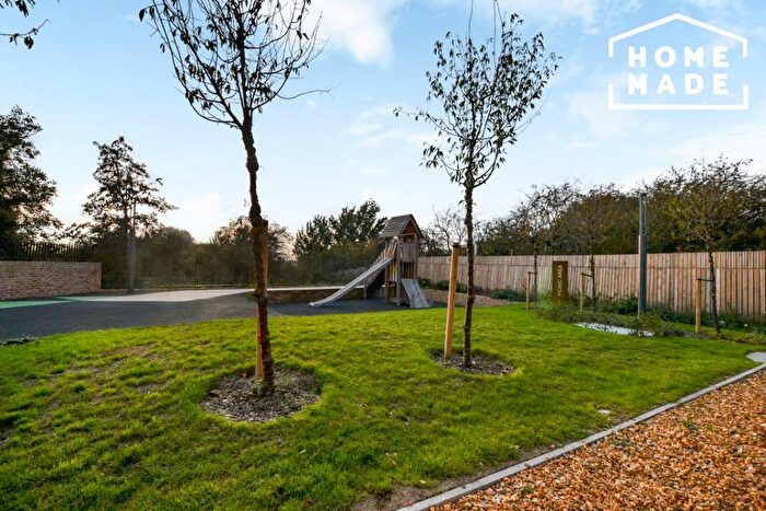 1 Bedroom Flat To Rent In Middle Yard, Dudden Hill Lane, London, NW10