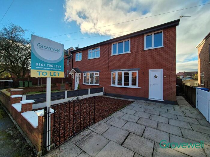 3 Bedroom Semi-Detached House To Rent In Hoppet Lane, Droylsden, Manchester, M43