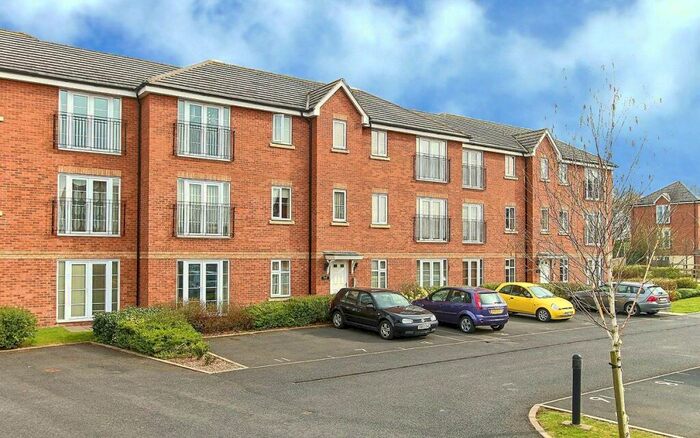 1 Bedroom Flat To Rent In Railway Walk, Bromsgrove, Worcestershire, B60
