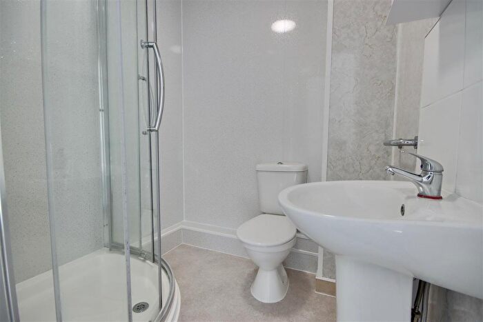 1 Bedroom Flat To Rent In Sandringham Apartments, Osborne Road, Southsea, PO5