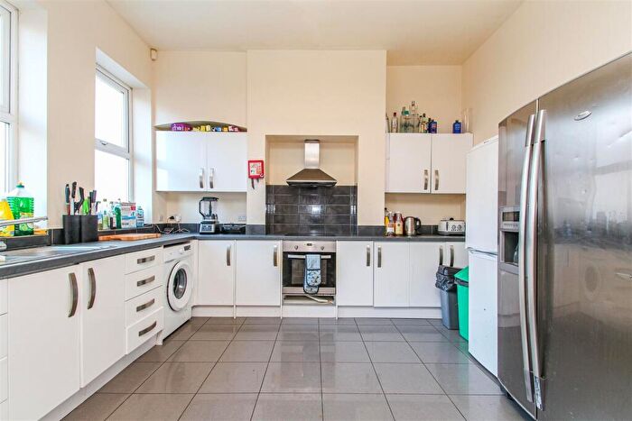 10 Bedroom Semi Detached House To Rent In Talbot Street, Nottingham, NG1