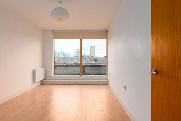 1 Bedroom Flat To Rent In Vida House, Trundleys Road, Deptford, SE8