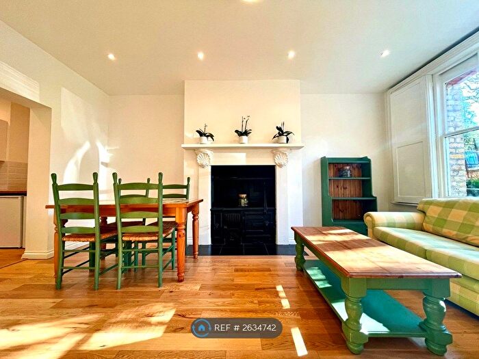 2 Bedroom Maisonette To Rent In London Road, London, SE23